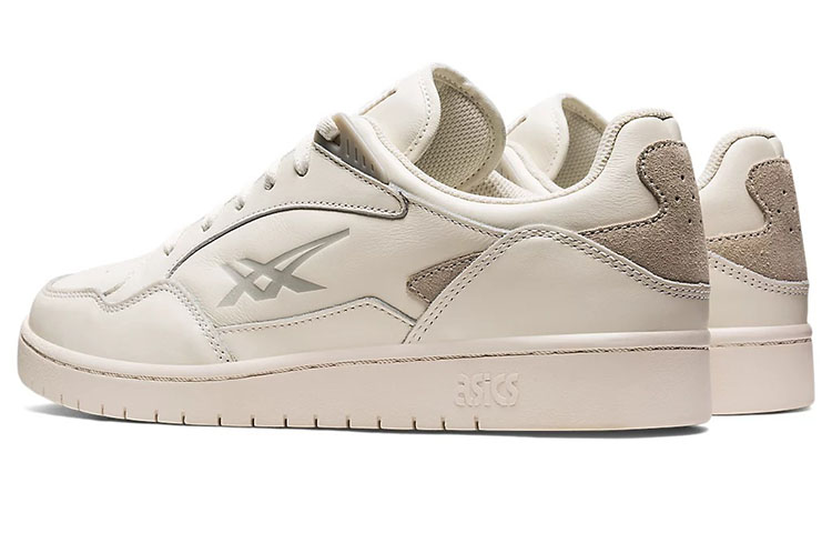 Shop アシックス スカイコート "クリームオイスターグレー" 1201A637-102