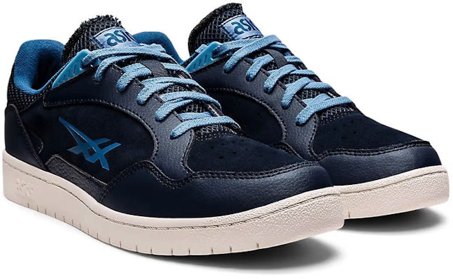 아식스 스카이코트 '프렌치 블루' (Asikseu Seukaikoteu 'Peurenchi Beullu') 1201A453-400 Lookbook 아식스 스카이코트 '프렌치 블루' (Asikseu Seukaikoteu 'Peurenchi Beullu') 1201A453-400