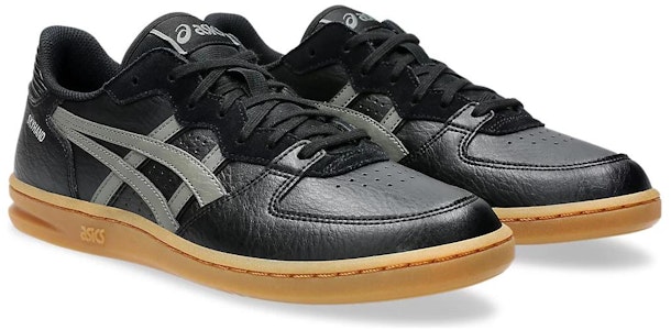 ASICS Skyhand OG 'Hitam Truffle Kelabu' 1203A451-001 Lookbook ASICS Skyhand OG 'Hitam Truffle Kelabu' 1203A451-001