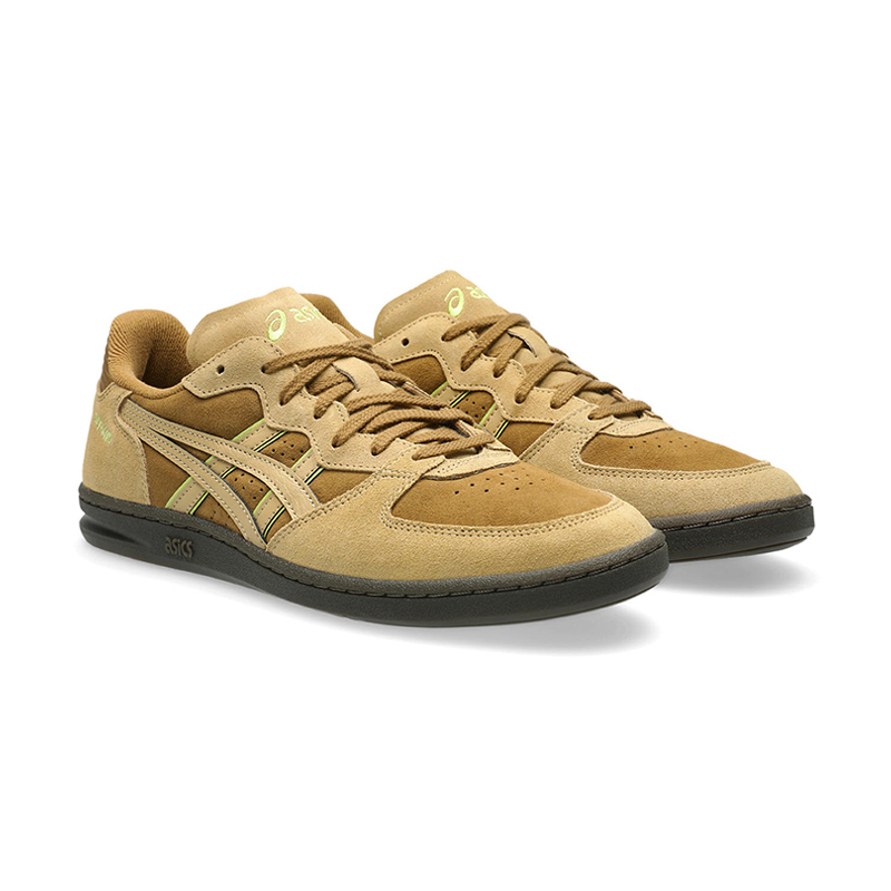 Lookbook (W) ASICS SKYHAND OG Sneakers Coklat Variegasi 1203A452-201