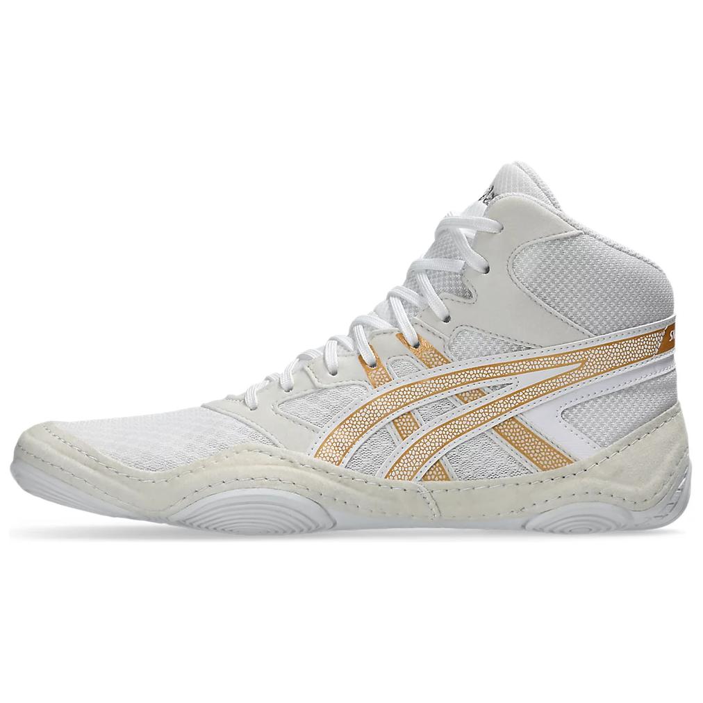 ASICS Snapdown 4 Mid-Top Lightweight Training Shoes Cream White. 1081A058-100
