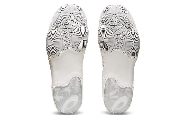 Shop ASICS Split Elite 白色纯金 1081A050-101