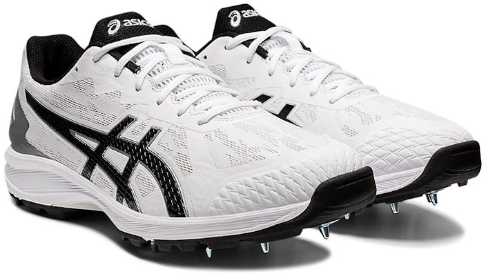 ASICS Strike Rate FF 'White Black' 1111A067-104 Lookbook ASICS Strike Rate FF 'White Black' 1111A067-104