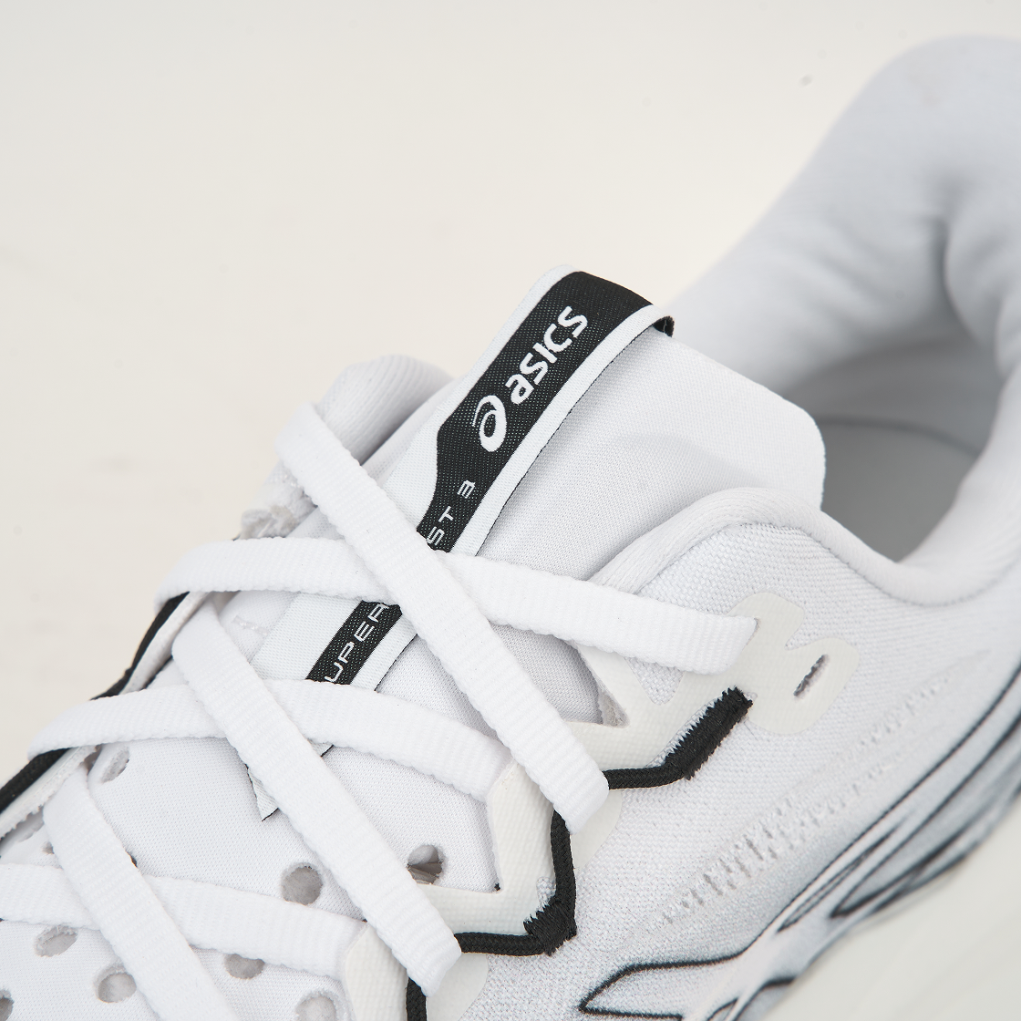 Cheap ASICS Superblast 3 白黑配色運動鞋 1013A177-100