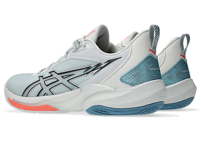 Lookbook ASICS スイフトエース スニーカー クールミスト/ホワイト 1063A114-101
