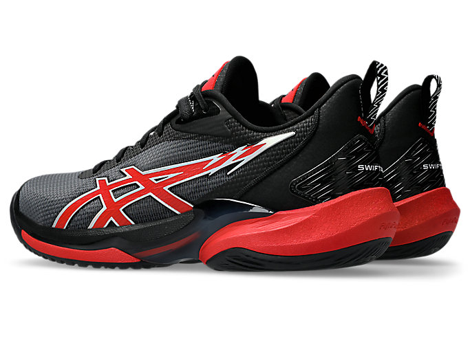Shop ASICS SWIFTACE YUKI Zapatillas de Running Negro/Rojo 1063A136-001
