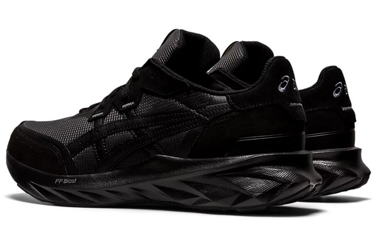 Shop ASICS Tarther Blast ''Zwart'' 1201A066-001