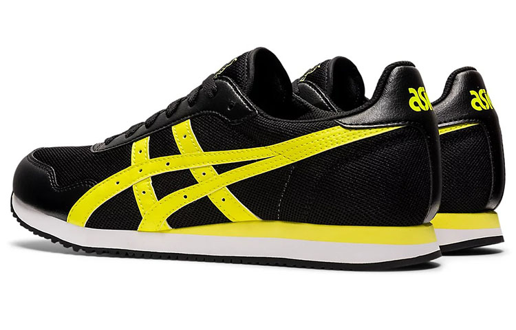 Shop ASICS Tiger Runner ''Zwart Sour Yuzu'' 1201A267-002