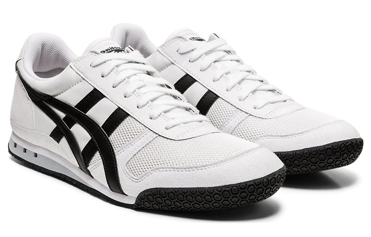 Lookbook ASICS Ultimate 81 ''Wit Zwart'' 1183A723-100