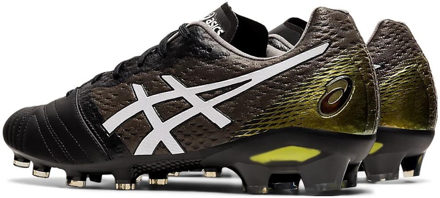 ASICS Ultrezza 'Black White Turf' 1103A031-001 Shop ASICS Ultrezza 'Black White Turf' 1103A031-001