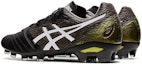 Shop ASICS Ultrezza 'Hitam Putih Turf' 1103A031-001