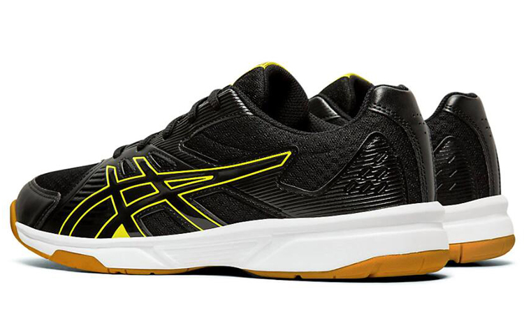 Shop ASICS Upcourt 3 跑步鞋 黑色/黄色 1071A019-003