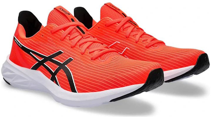 Asics Versablast 3 減震耐磨 低筒 跑步鞋 男款 紅黑 Lookbook Asics Versablast 3 減震耐磨 低筒 跑步鞋 男款 紅黑