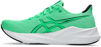Shop ASICS Versablast 4 Laufschuhe Vital Green/Schwarz. 1011B984-301