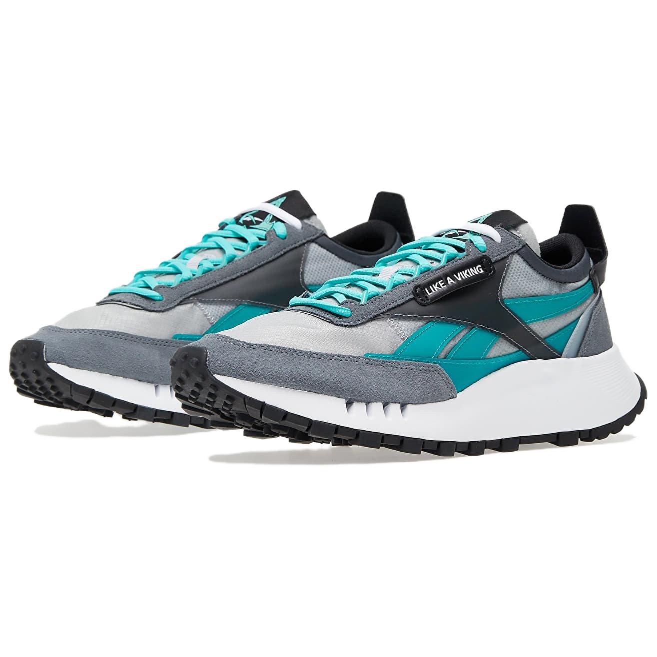 Shop Assassin''s Creed x Reebok Classic Leather Legacy ''Valhalla'' Scarpe GZ8459