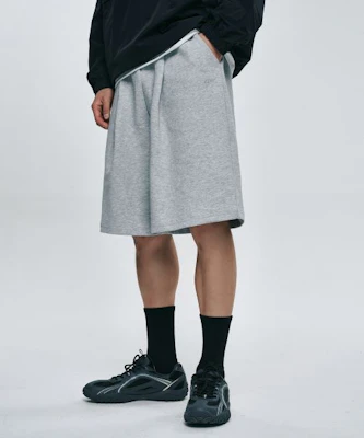 ATEEZ基础款宽松一褶百慕大休闲短裤【灰色】 ATZPT04 Shop ATEEZ基础款宽松一褶百慕大休闲短裤【灰色】 ATZPT04