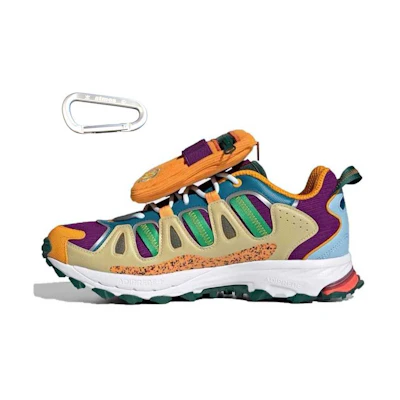 atmos adidas 限定カラビナ付き
