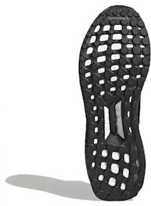 atmos x adidas UltraBoost 1.0 Uncaged 'Triple Black' Hitam Penuh H05022 Details for atmos x adidas UltraBoost 1.0 Uncaged 'Triple Black' Hitam Penuh H05022