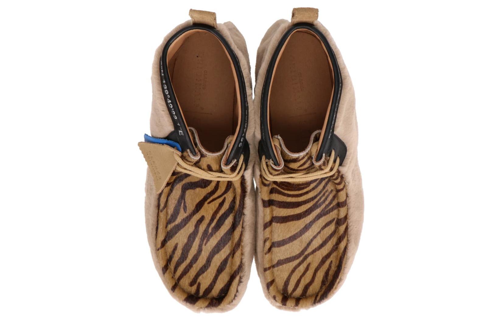 Shop atmos x Clarks Wallabee ''Maple Tiger PRT'' Sepatu Pria Original Terbaru. 26156735
