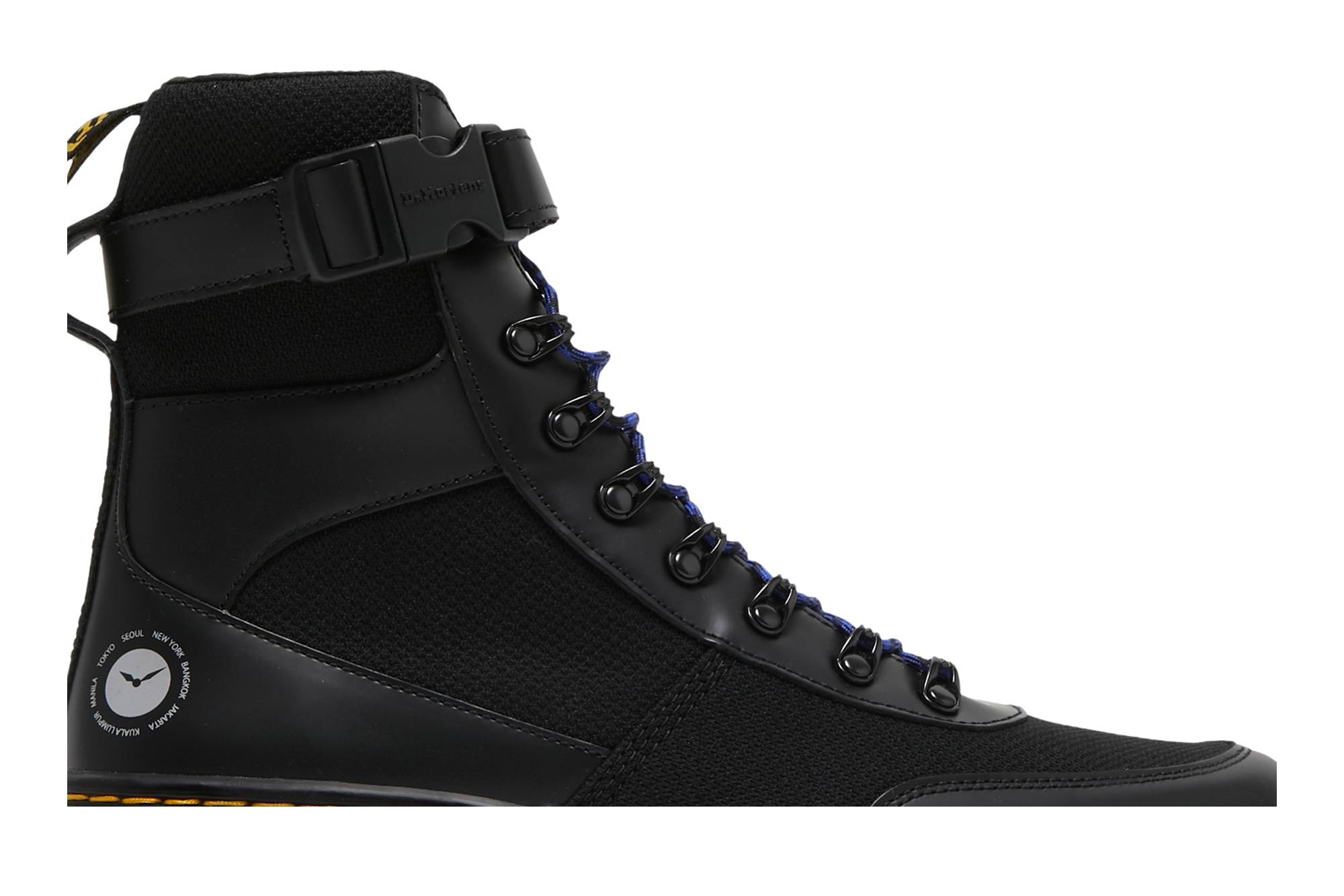 Order Atmos x Dr. Martens Combs Tech 靴子『黑色』27048001