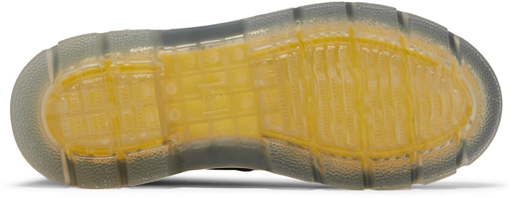 Atmos x Dr. Martens Combs Tech 黑色靴子 27048001 Shop Atmos x Dr. Martens Combs Tech 黑色靴子 27048001