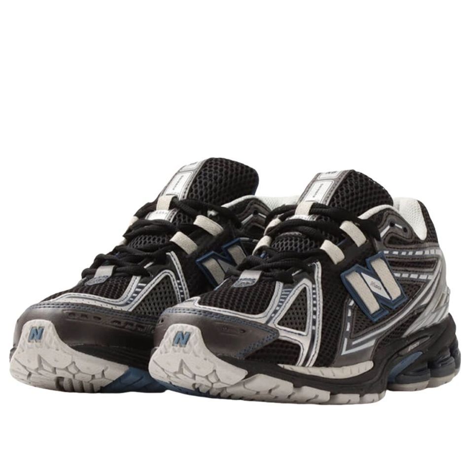 Lookbook atmos x New Balance 1906R ''Lune Bleue'' U1906RAC