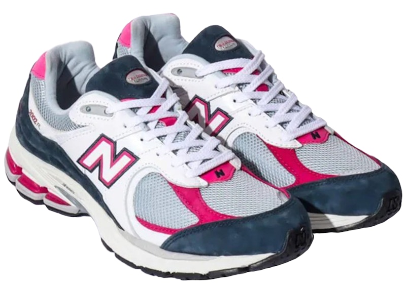 Buy atmos x New Balance 2002R 'RF Putih Merah Jambu'