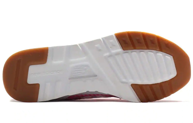 Shop atmos x New Balance 997H '粉色格纹' CM997HPC
