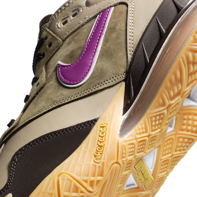 atmos x Nike LeBron 18 Low 'Viotech' CW3153-200 氣氛 x 耐吉 勒布朗 18 低幫 ‘維奧技’ CW3153-200 2