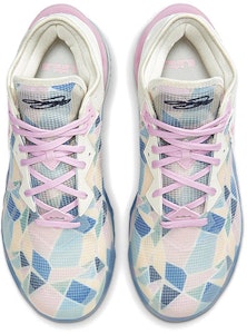 Nike Lebron 18 聯名款 詹姆斯 中筒 實戰籃球鞋 男女同款 櫻花粉 Shop Nike Lebron 18 聯名款 詹姆斯 中筒 實戰籃球鞋 男女同款 櫻花粉