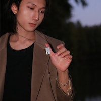 atmos x Reebok Club C 85 'Hitam/Merah' R00005 Sizing atmos x Reebok Club C 85 'Hitam/Merah' R00005