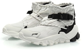 李宁 极光山行 纽约时装周 潮流 低帮 运动休閒鞋 男款 白黑 Lookbook 李宁 极光山行 纽约时装周 潮流 低帮 运动休閒鞋 男款 白黑