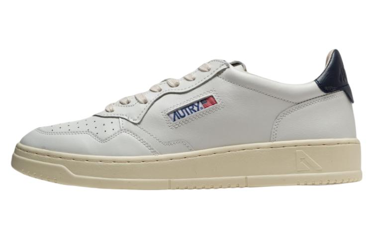 AUTRY Low-Top Lace-Up 'White Fashion'