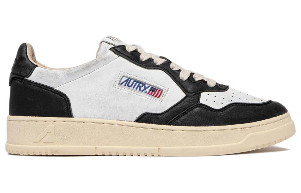 AUTRY Low-Top Sneakers 'Black and White' 圖 2