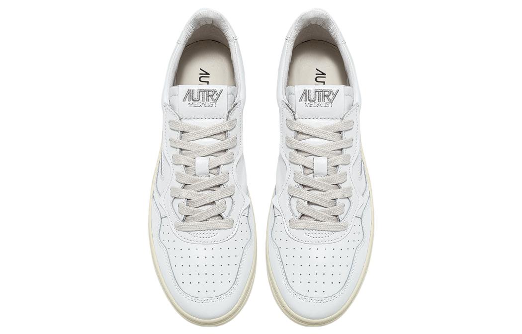 Lookbook AUTRY 皮革 時尚潮流 防滑 低幫 生活休閒鞋 男款 白色