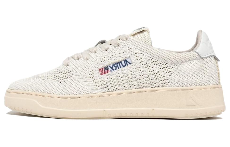 AUTRY Low Top 'Versatile CMFT White'