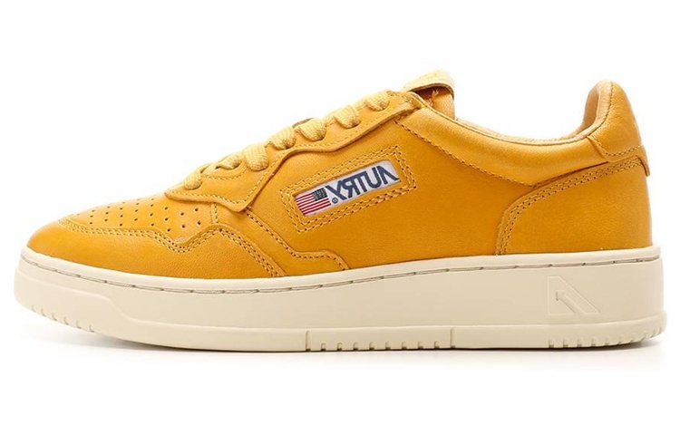 AUTRY Low-Top Sneakers 'Fashion Yellow'