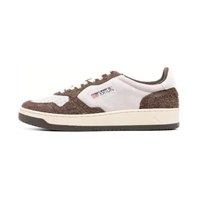 AUTRY Medalist 'Tan Suede Low Top'