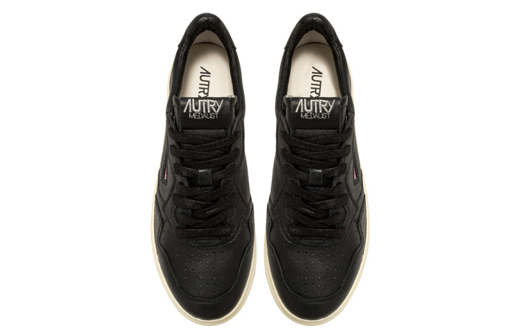 Lookbook 오트리 메달리스트 로우 블랙 (가죽) AULM-GG05