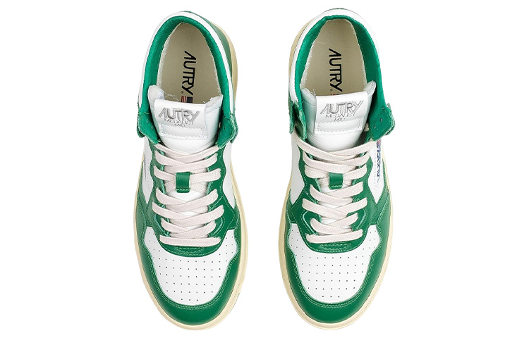 Lookbook AUTRY Medalist Kasut High-Top 'Putih Hijau' AUMM-WB03