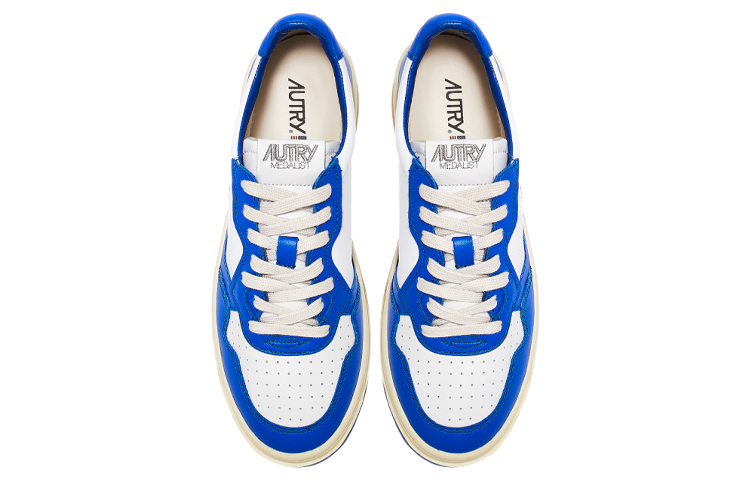 Lookbook AUTRY Medalist Leather Rendah 'Azure White' AULM-WB15