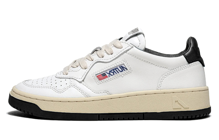AUTRY Medalist Leather Low 'White Black' AULM-BB43