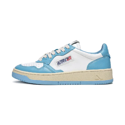 AUTRY Medalist Leather Low 'White Light Blue'