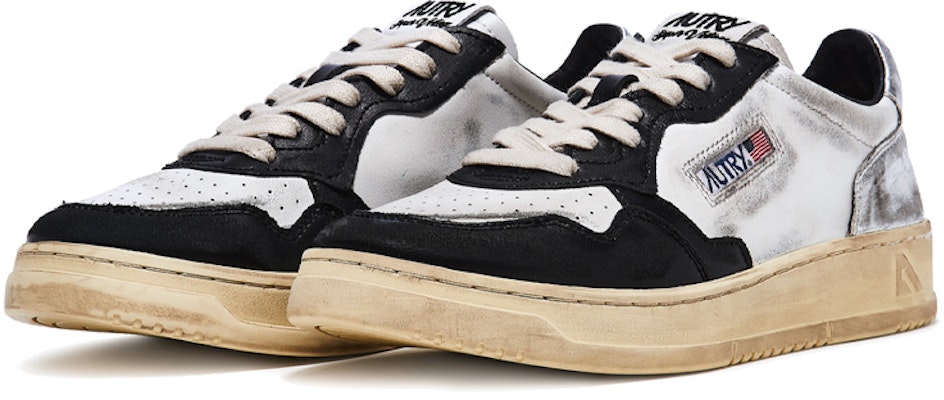 AUTRY Medalist Leather Low Distressed White Black Silver AVLM-SV11 Order AUTRY Medalist Leather Low Distressed White Black Silver AVLM-SV11