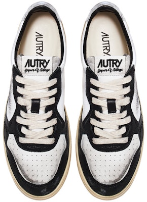 AUTRY Medalist Leather Low Distressed White Black Silver AVLM-SV11 Lookbook AUTRY Medalist Leather Low Distressed White Black Silver AVLM-SV11