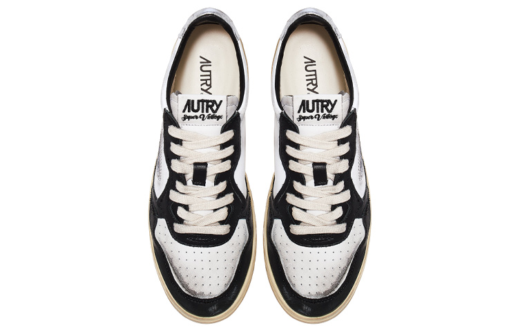 Shop AUTRY 低筒系带 時尚板鞋 男款 白黑銀 仿舊版