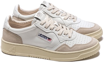 AUTRY Medalist Low 'Putih Beige Suede' AULM-LS33 Order AUTRY Medalist Low 'Putih Beige Suede' AULM-LS33