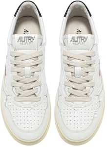 AUTRY 皮革 低帮 時尚板鞋 男款 白黑色 Lookbook AUTRY 皮革 低帮 時尚板鞋 男款 白黑色