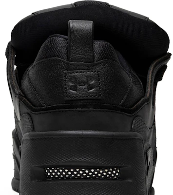 AWGE x Under Armour SRLo 三重黑 色斯尔洛 3021559-002 Sizing AWGE x Under Armour SRLo 三重黑 色斯尔洛 3021559-002