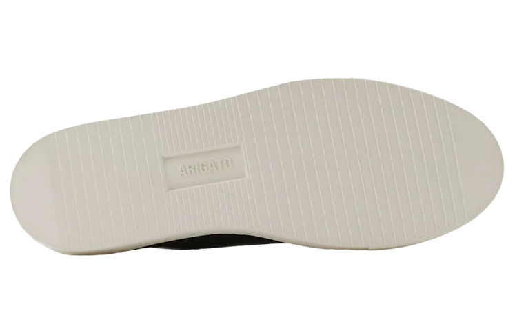 Shop Axel Arigato 皮革低筒時尚板鞋 黑色